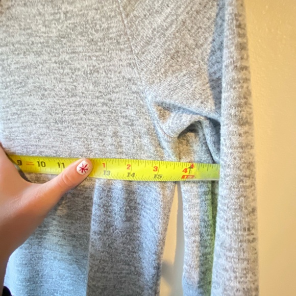 Dex Gray Long Sleeve Womens Small Top Shirt Heathered - Picture 4 of 7